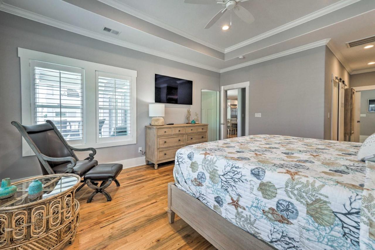Bright Coastal Abode With Porch And Beach Access! Carolina Beach Kültér fotó