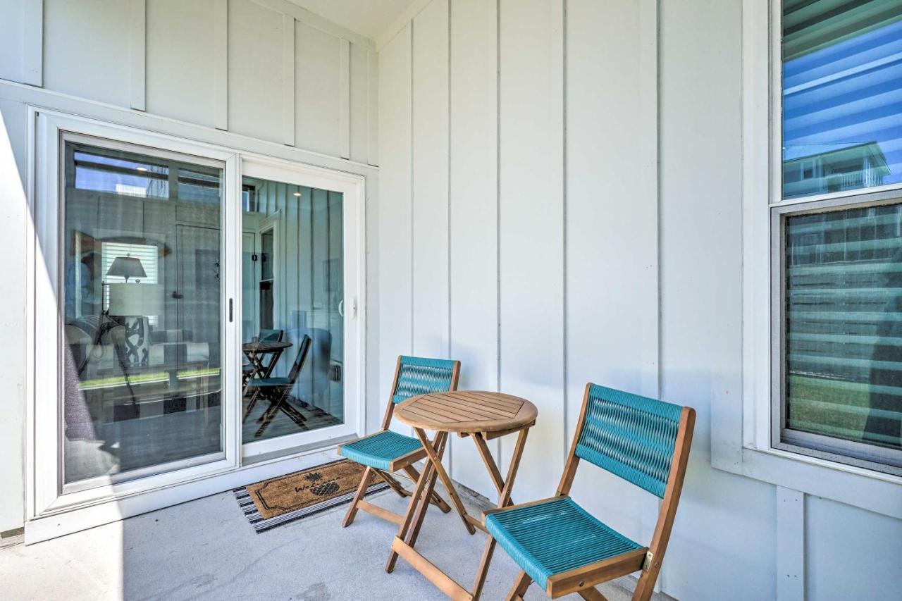 Bright Coastal Abode With Porch And Beach Access! Carolina Beach Kültér fotó